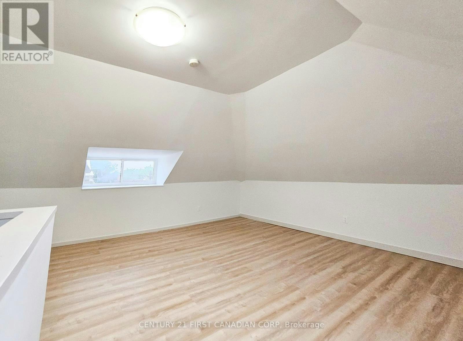 2-859 Dundas Street, London, ON, N5W 2Z8 - 9