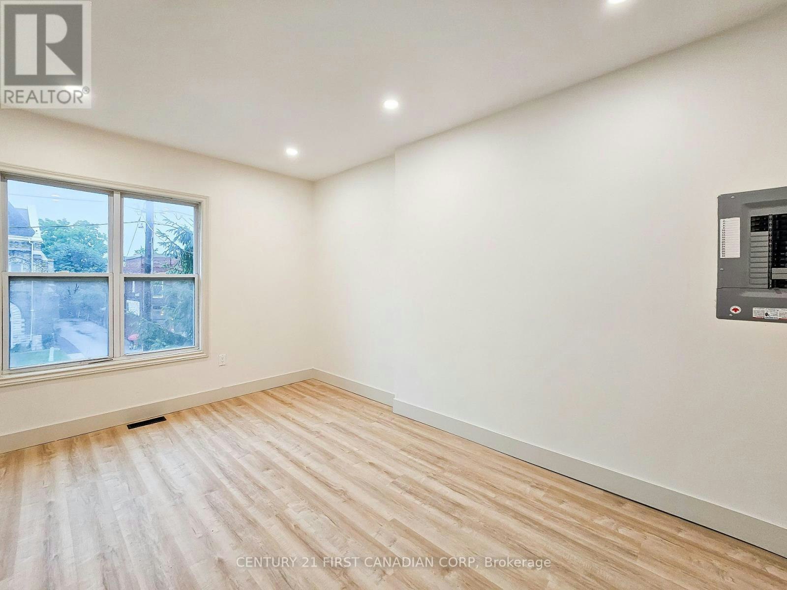 2-859 Dundas Street, London, ON, N5W 2Z8 - 7