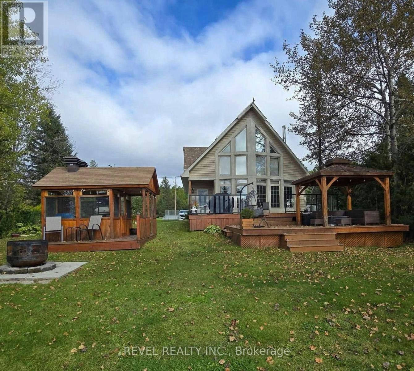 45 Silver Queen Lake Road, Cochrane, ON, P0L 1C0