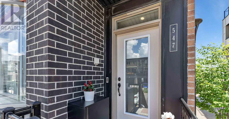 547 Ozawa Private, Ottawa, ON, K1K 4Z8 - 3