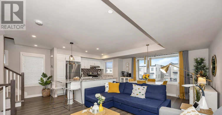 547 Ozawa Private, Ottawa, ON, K1K 4Z8 - 8