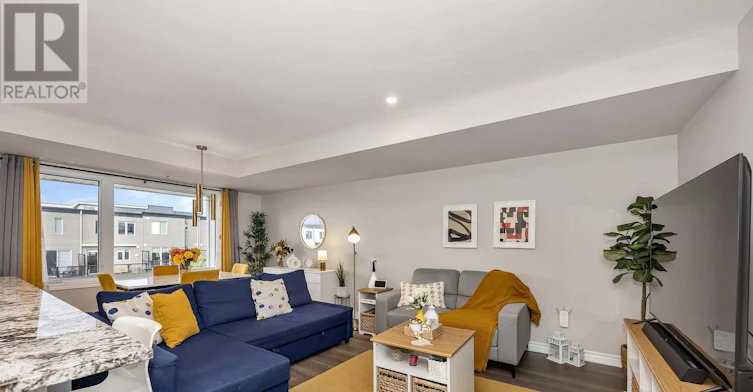 547 Ozawa Private, Ottawa, ON, K1K 4Z8 - 6