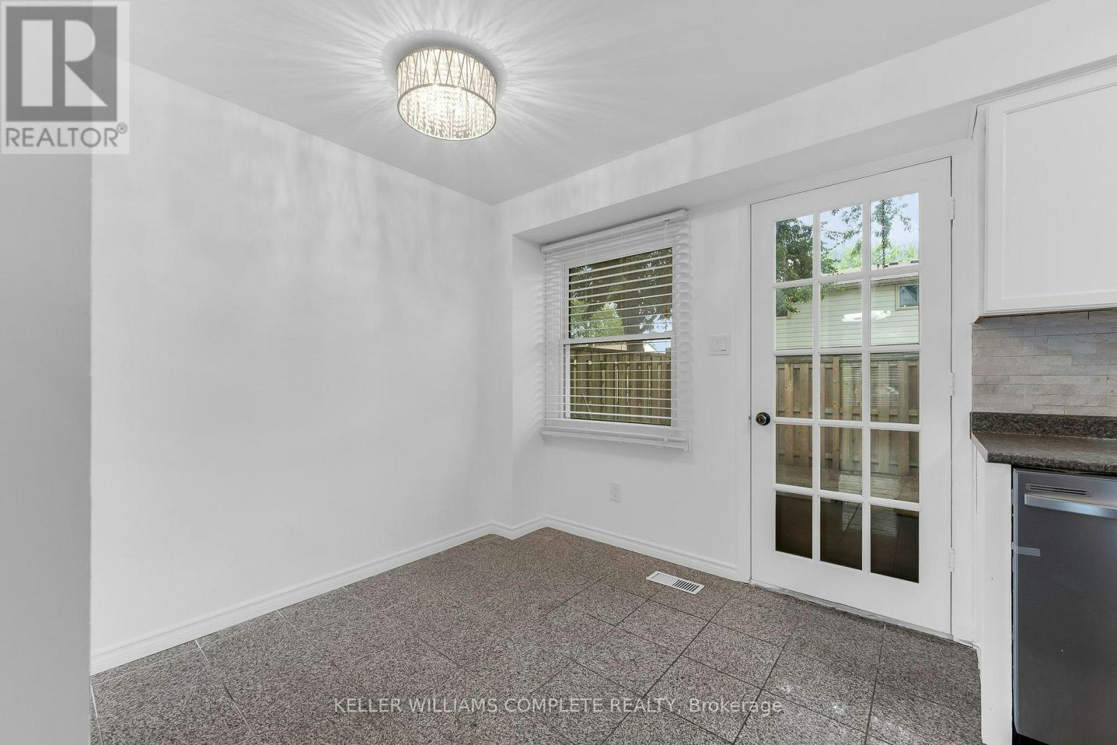 19-25 Linfield Drive, St. Catharines, ON, L2N 5T7 - 4