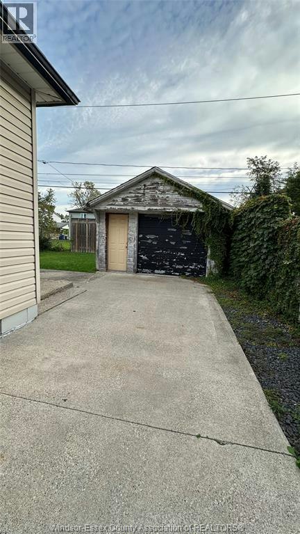 1044 Reedmere Road, Windsor, ON, N8S 2M1 - 12