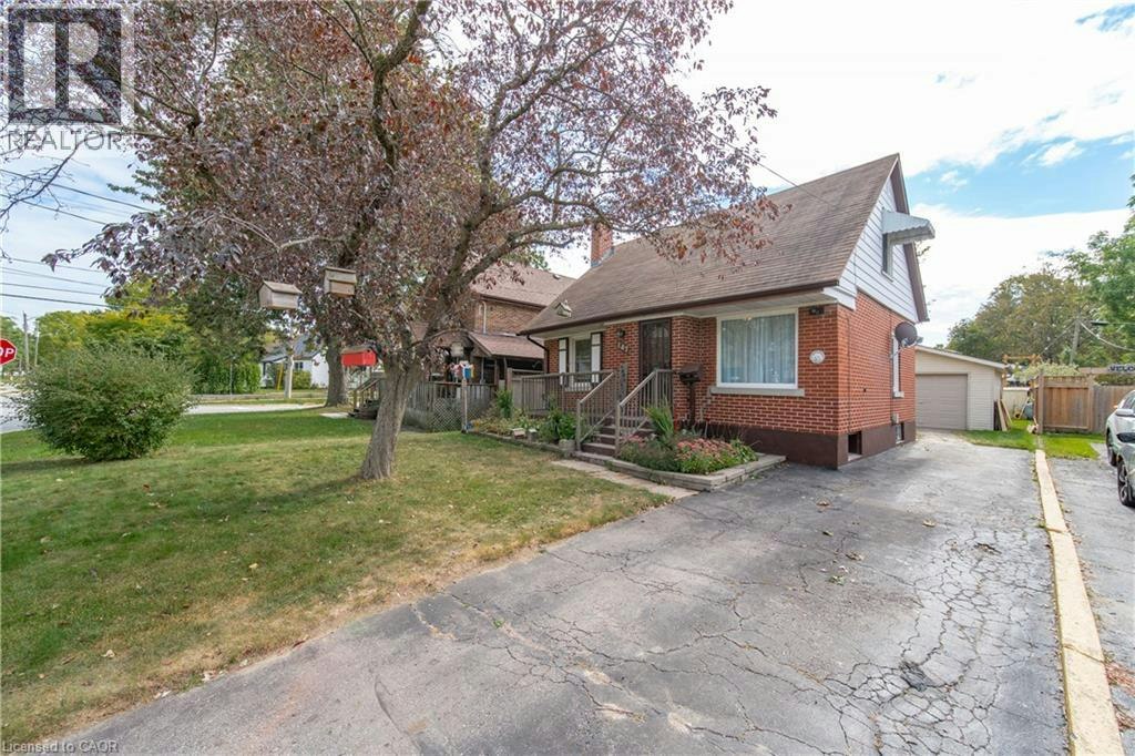 147 Glen Road, Kitchener, ON, N2M 3G3