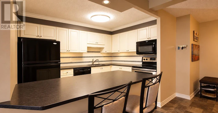 303-323 Colborne Street, London, ON, N6B 3N8 - 6