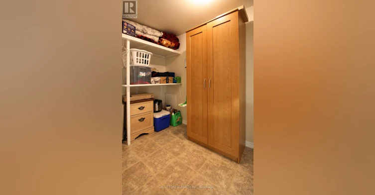 303-323 Colborne Street, London, ON, N6B 3N8 - 24