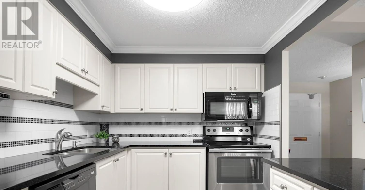 303-323 Colborne Street, London, ON, N6B 3N8 - 5
