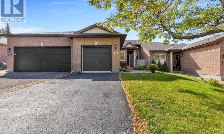 17 Quinterra Court