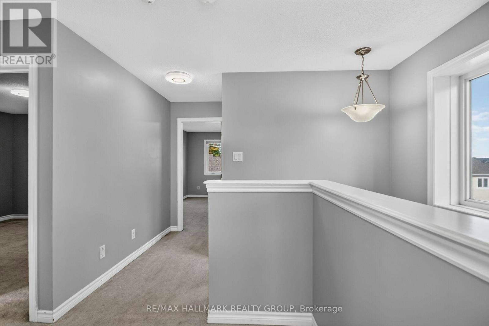 18 Sweetbay Circle, Ottawa, ON, K2S 0W8 - 16