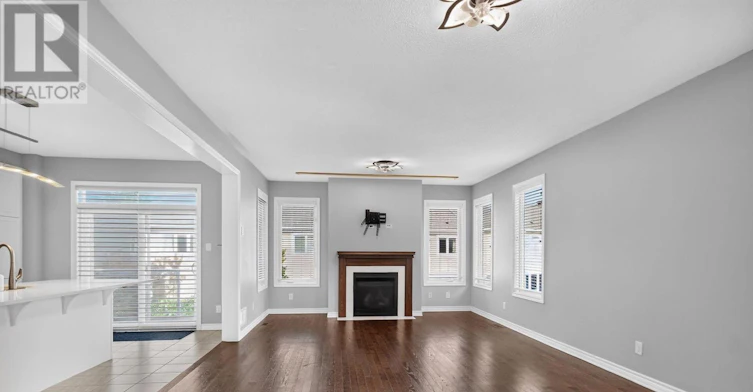 18 Sweetbay Circle, Ottawa, ON, K2S 0W8 - 6