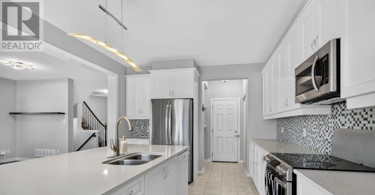 18 Sweetbay Circle, Ottawa, ON, K2S 0W8 - 14