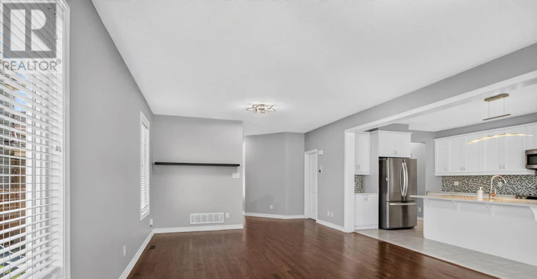 18 Sweetbay Circle, Ottawa, ON, K2S 0W8 - 10