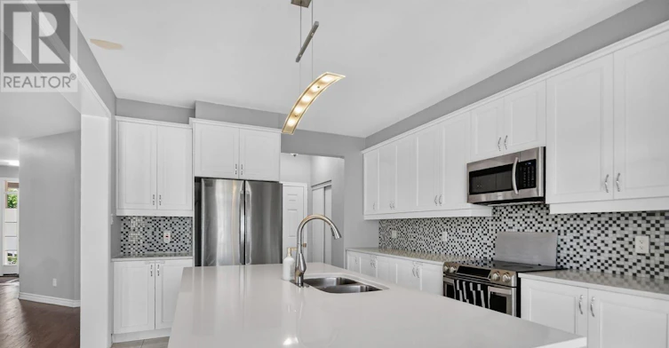 18 Sweetbay Circle, Ottawa, ON, K2S 0W8 - 12