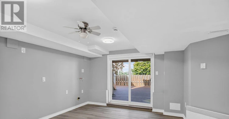18 Sweetbay Circle, Ottawa, ON, K2S 0W8 - 37