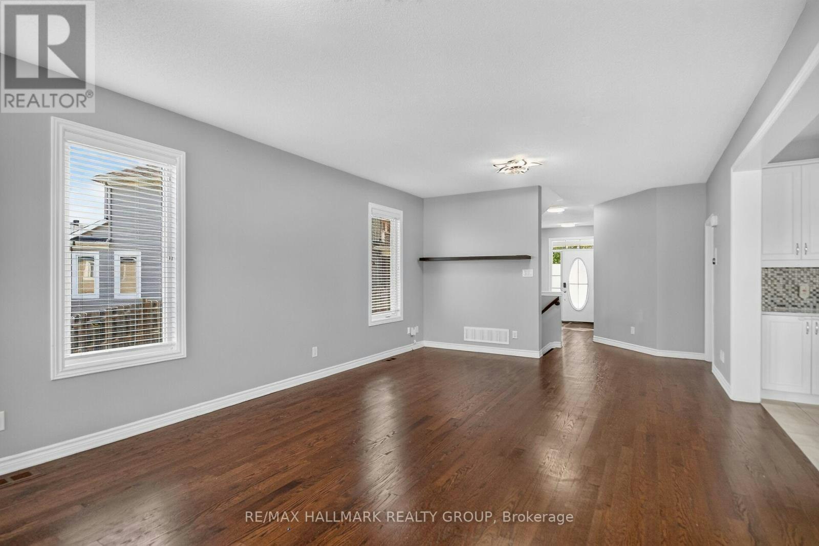 18 Sweetbay Circle, Ottawa, ON, K2S 0W8 - 9