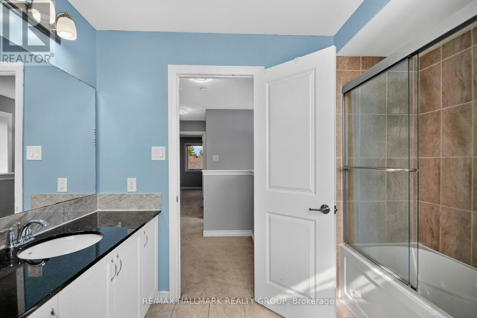 18 Sweetbay Circle, Ottawa, ON, K2S 0W8 - 26
