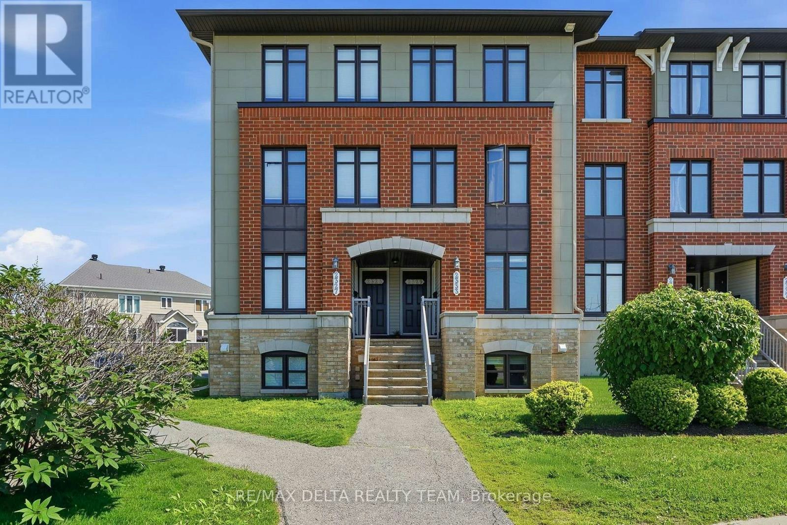 121-2333 Esprit Drive, Ottawa, ON, K4A 0T4