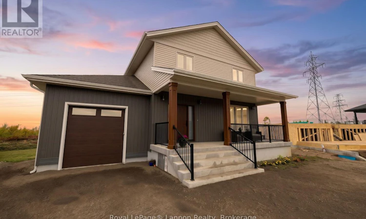 721 Topaz Place