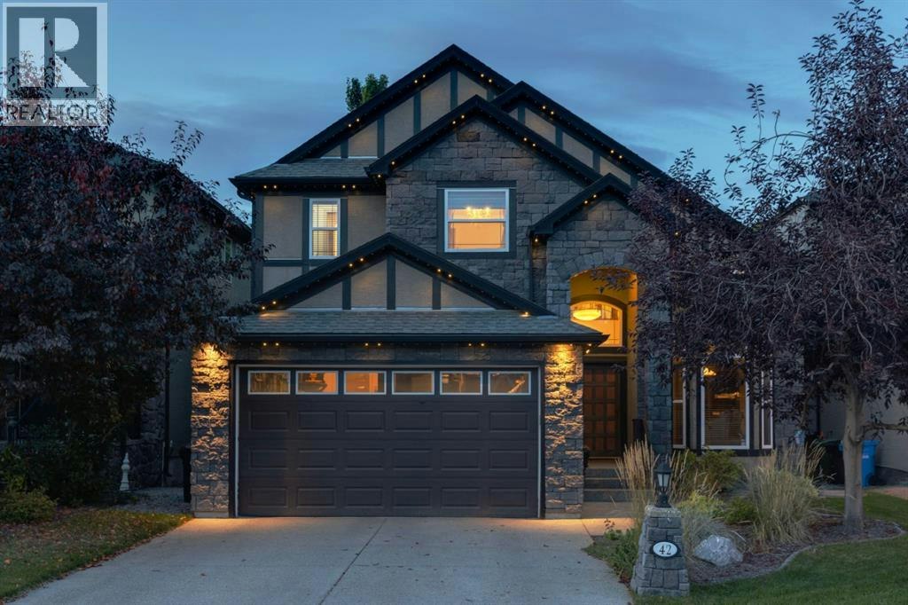 42 Cedar Place West, Calgary, AB, T3H 5T9