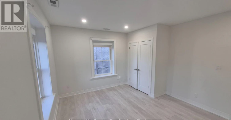 2U-35 Wellington Street, Brantford, ON, N3P 1S8 - 8