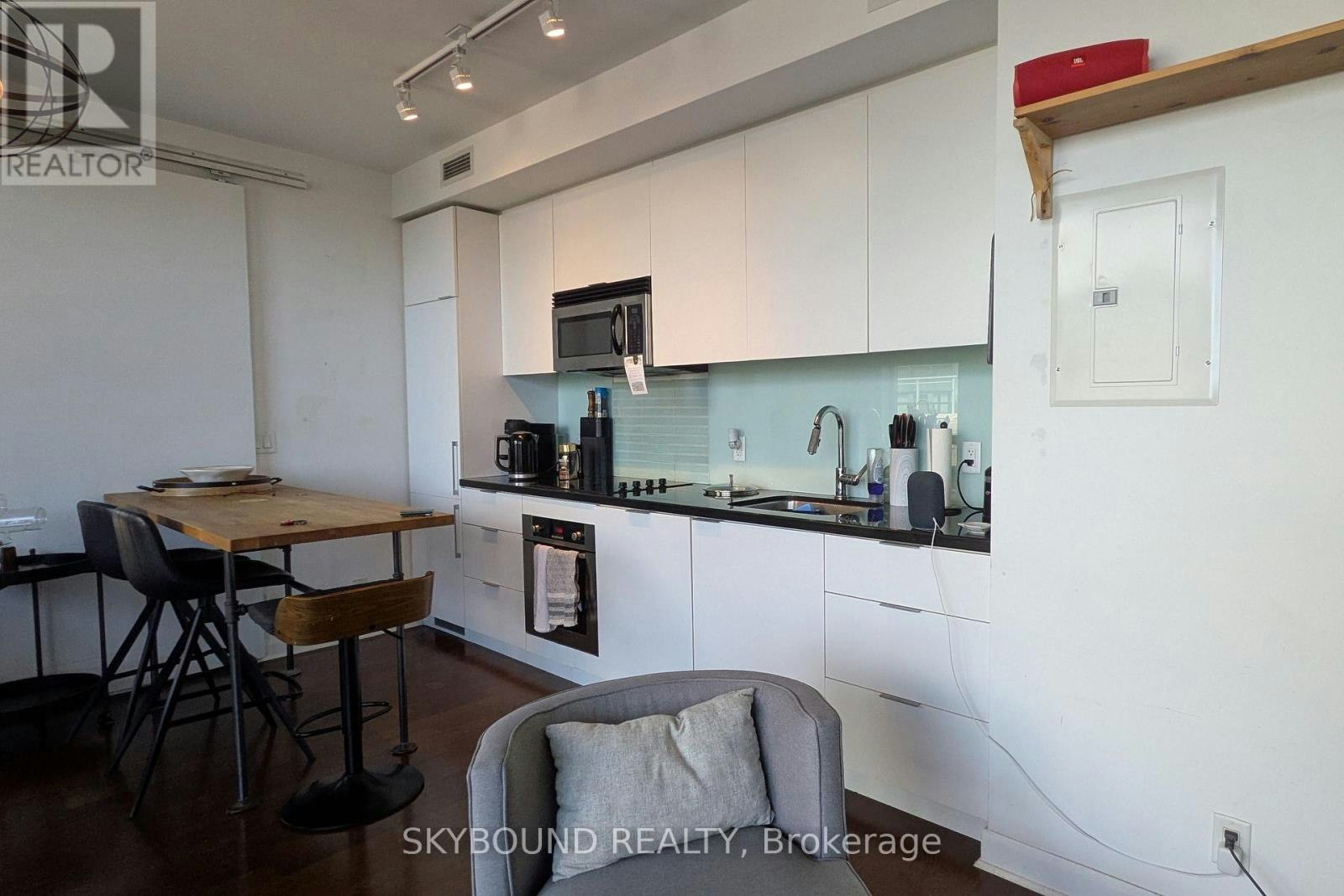 1116-478 King Street W, Toronto, ON, M5V 0A8 - 10
