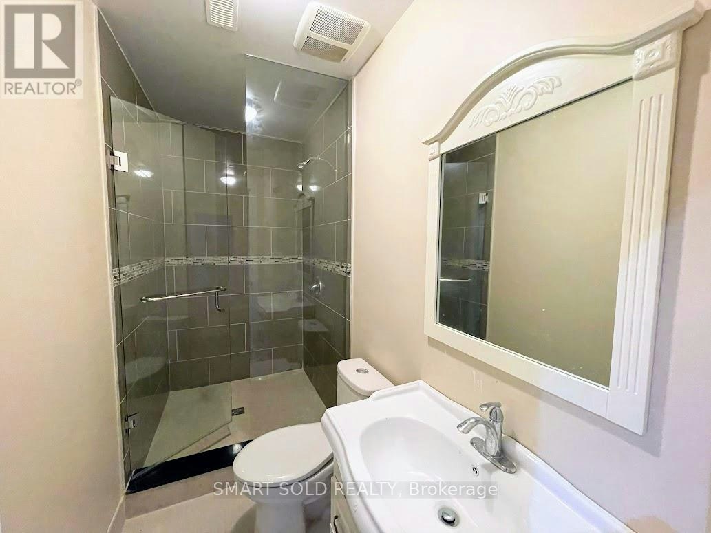 BSMT-11 Lurgan Drive, Toronto, ON, M2N 2G1 - 2