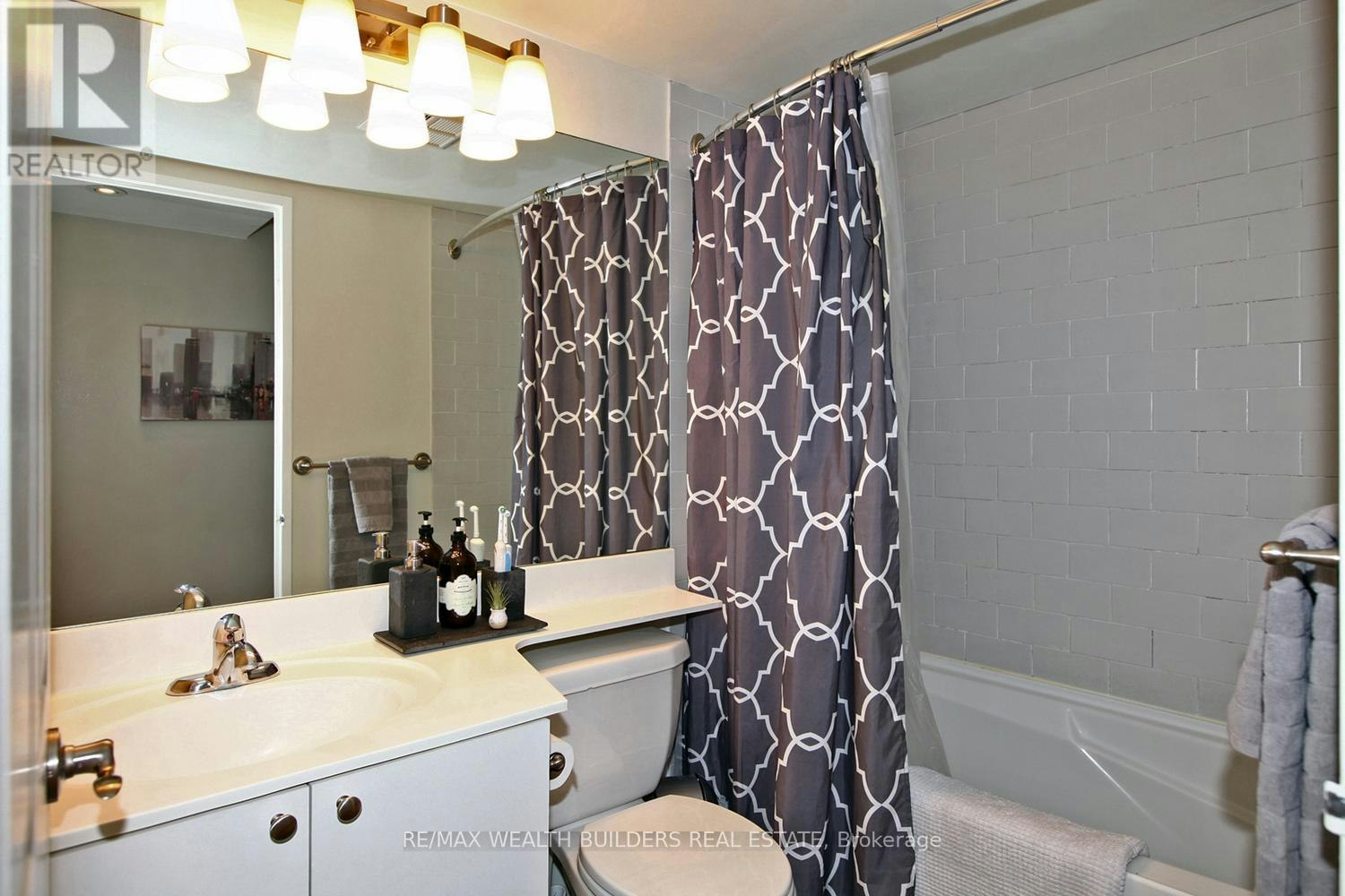 1504-230 King Street E, Toronto, ON, M5A 1K5 - 21