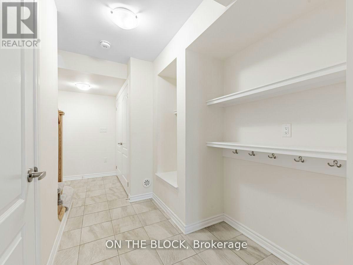 2425 Fall Harvest Crescent, Pickering, ON, L1X 0G1 - 7