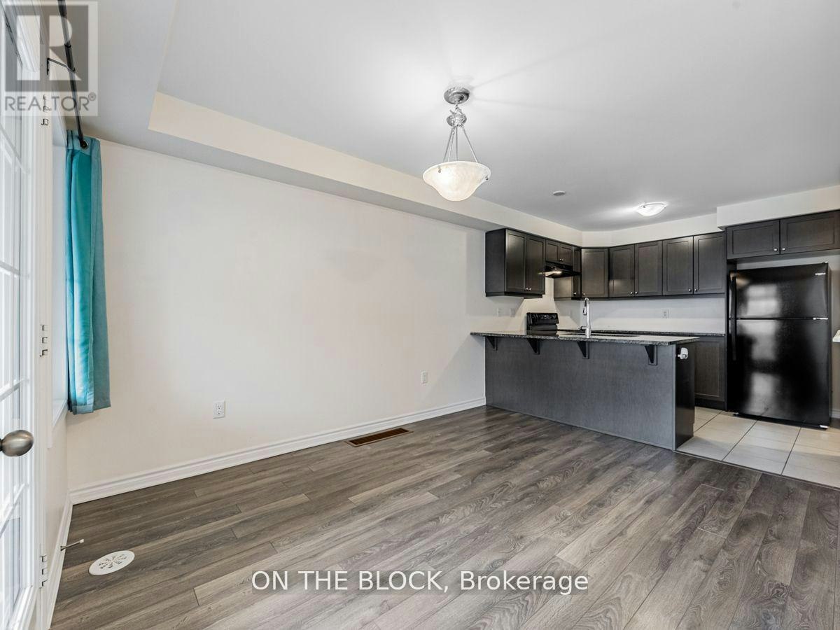 2425 Fall Harvest Crescent, Pickering, ON, L1X 0G1 - 12