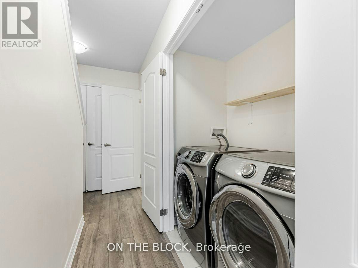 2425 Fall Harvest Crescent, Pickering, ON, L1X 0G1 - 17