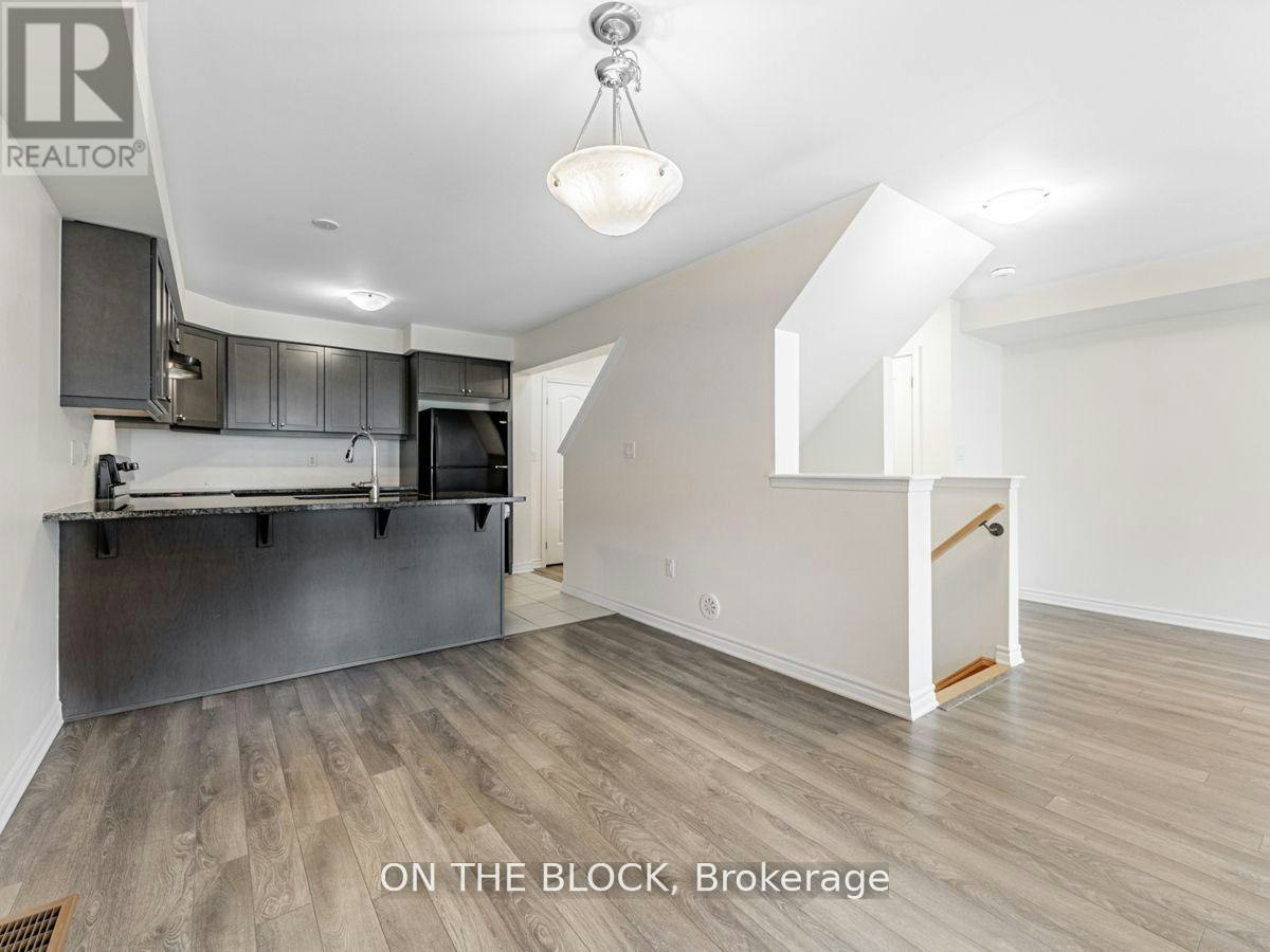 2425 Fall Harvest Crescent, Pickering, ON, L1X 0G1 - 16
