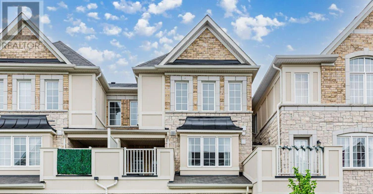 2425 Fall Harvest Crescent, Pickering, ON, L1X 0G1