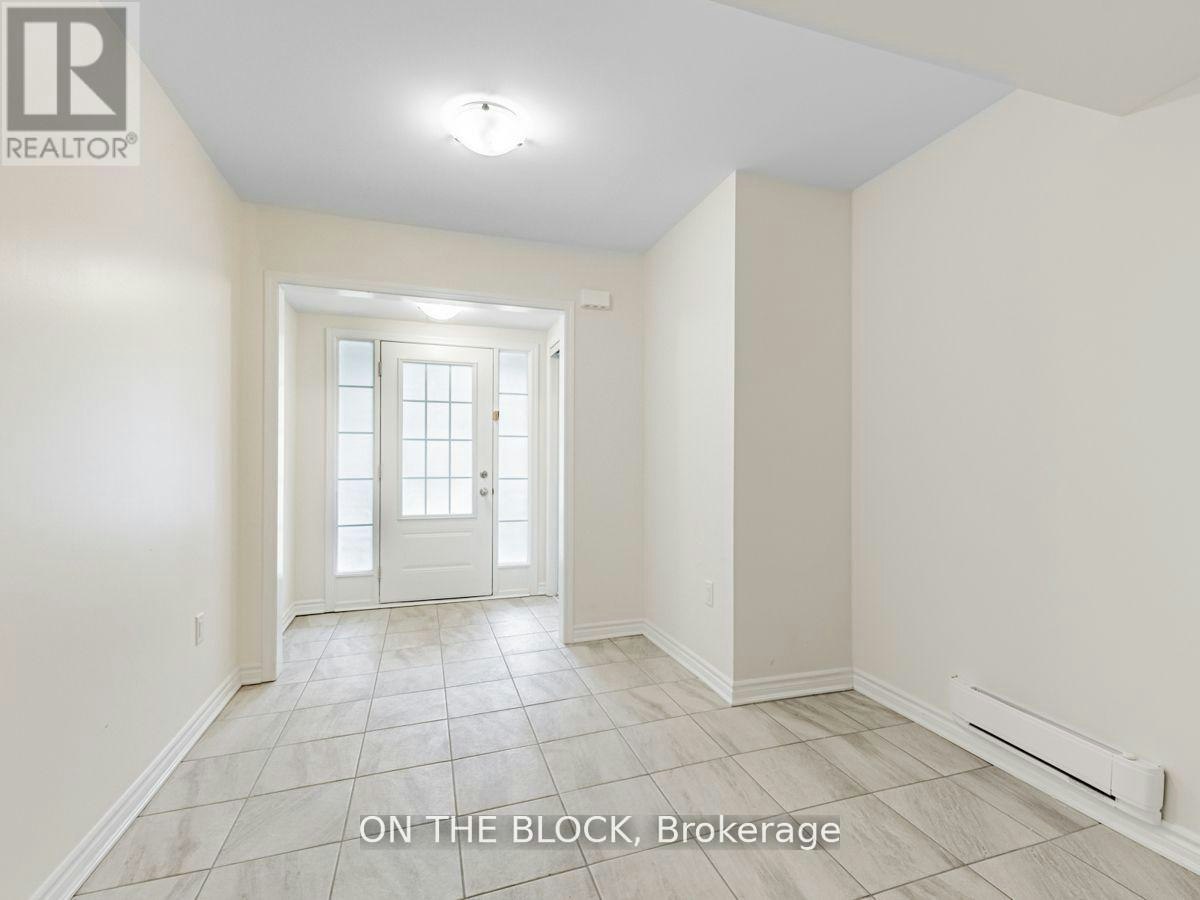 2425 Fall Harvest Crescent, Pickering, ON, L1X 0G1 - 5