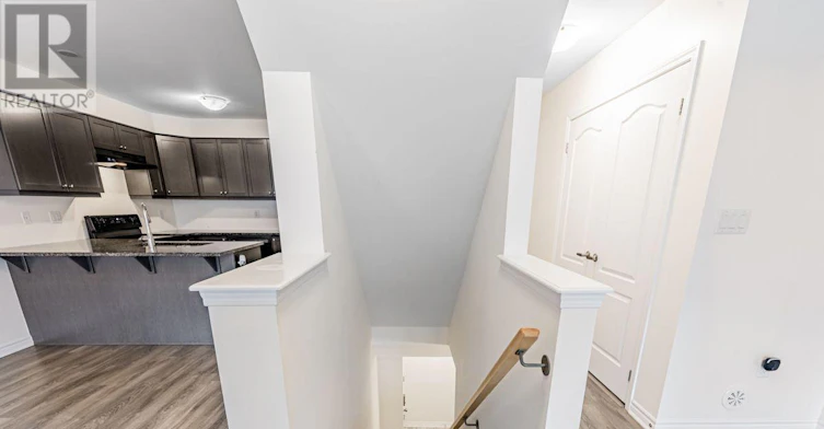 2425 Fall Harvest Crescent, Pickering, ON, L1X 0G1 - 9