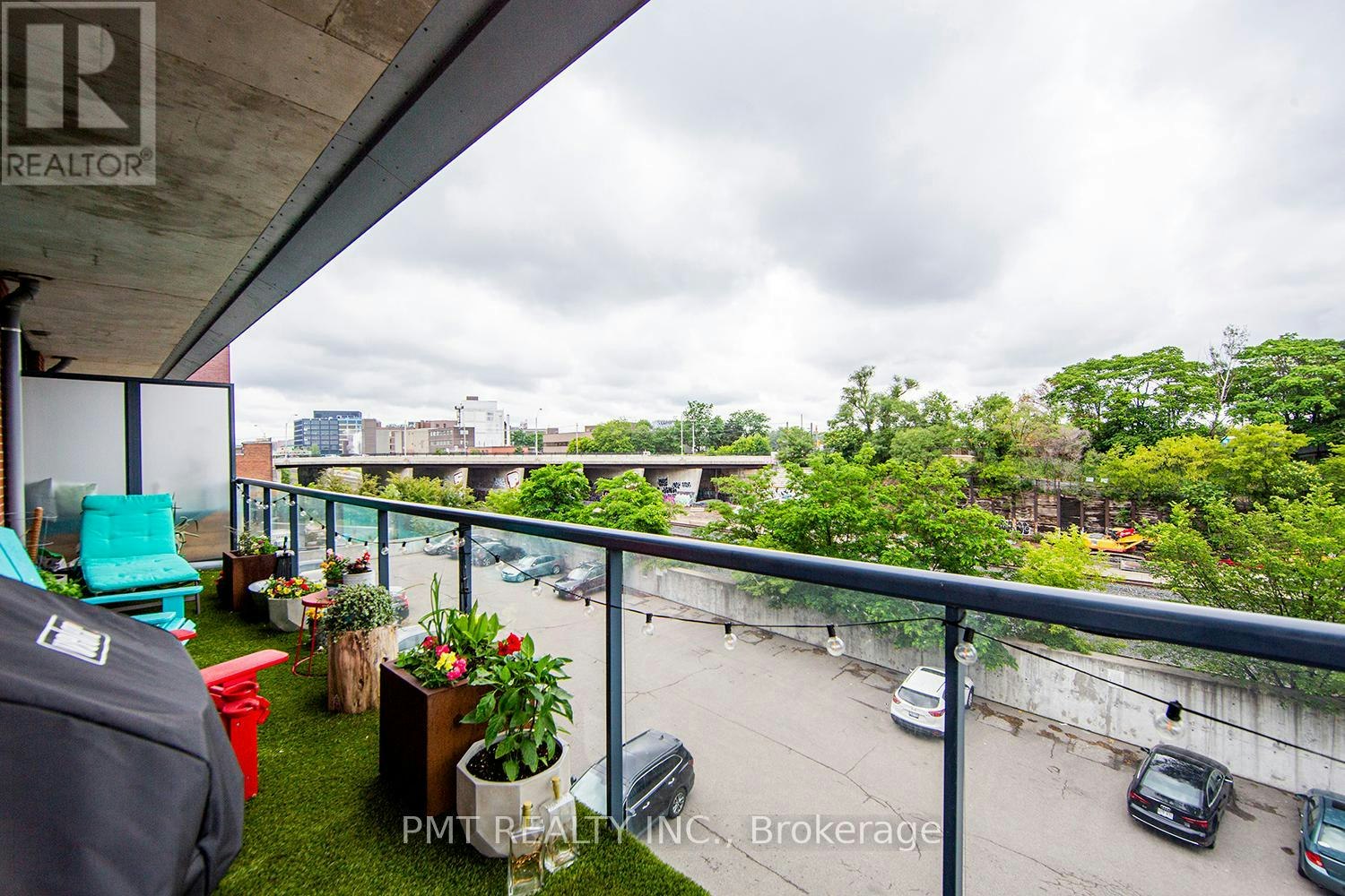 311-369 Sorauren Avenue, Toronto, ON, M6R 3C2 - 29