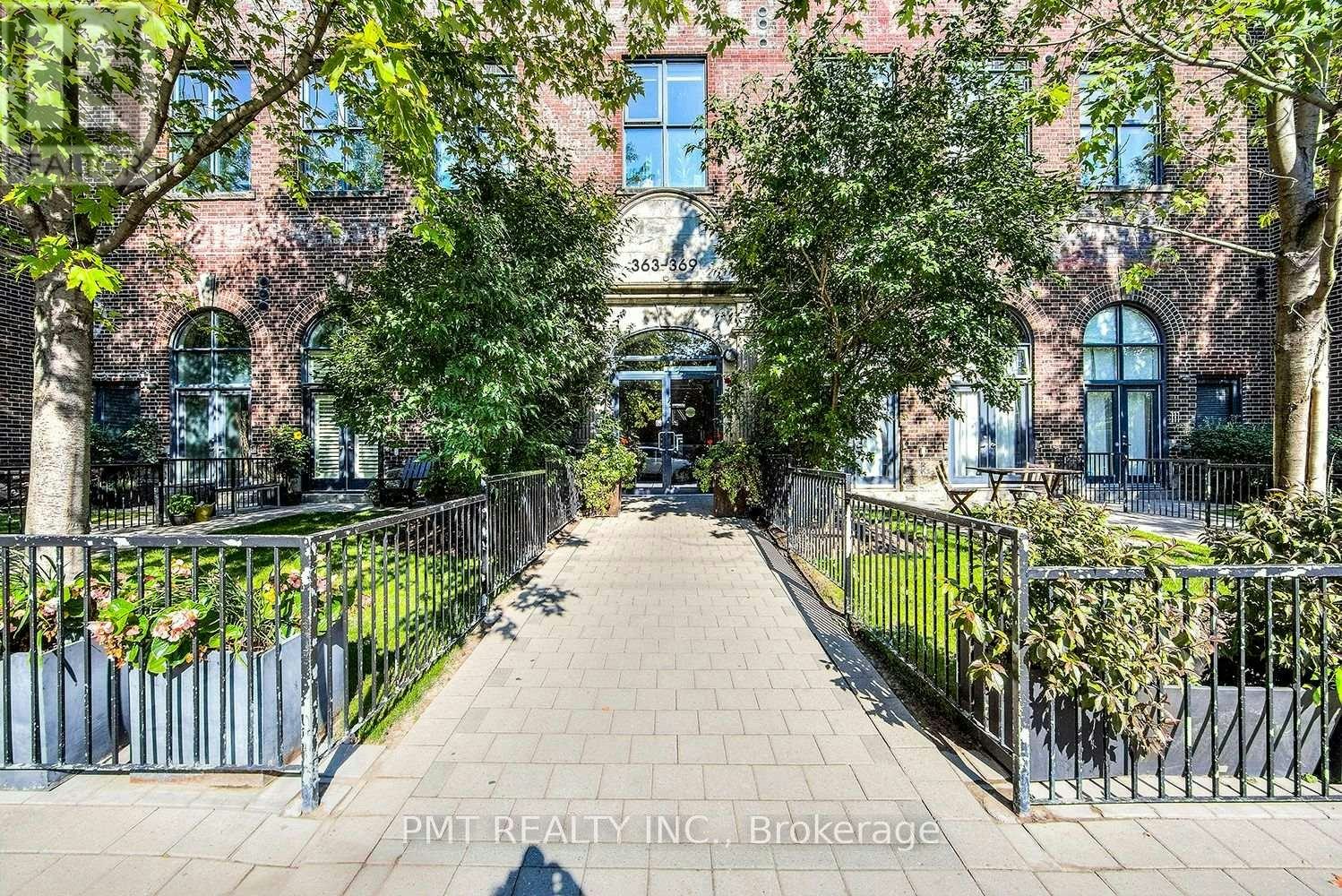 311-369 Sorauren Avenue, Toronto, ON, M6R 3C2 - 39