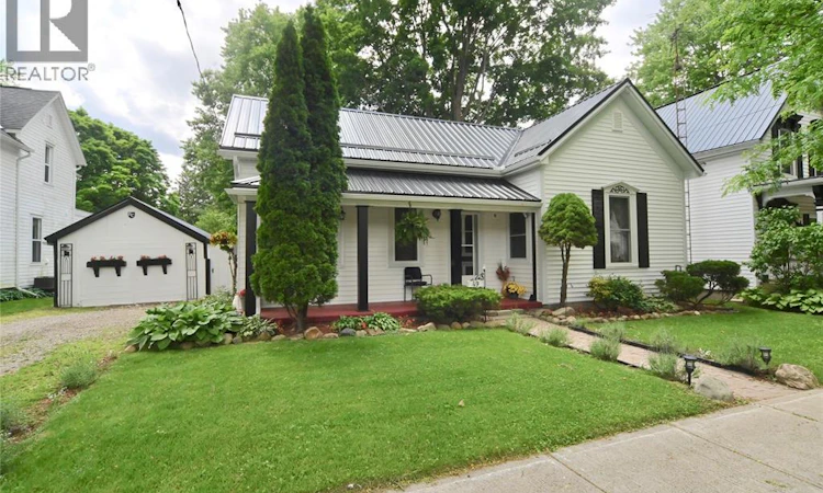 49 Erie Street South