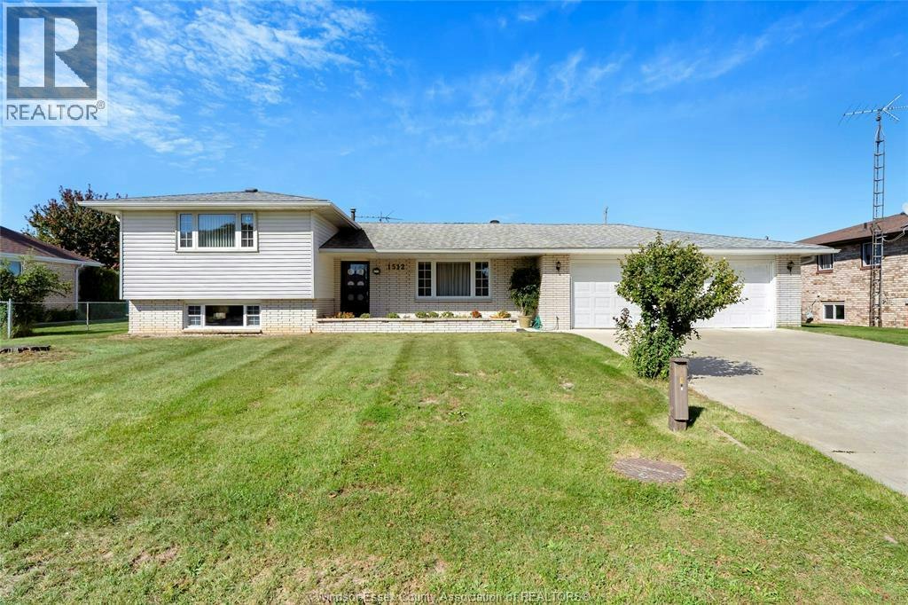 1512 Peach Drive, Kingsville, ON, N0P 2G0