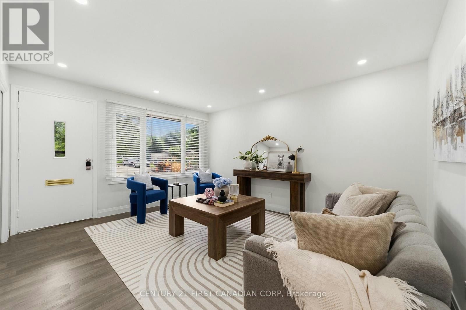 54 Manitoulin Drive, London, ON, N5W 1M4 5