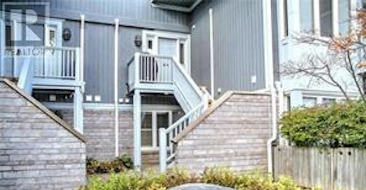 872 Suncrest Circle, Collingwood, ON, L9Y 5C7 - 2