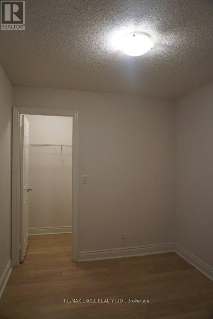 973-23 Cox Boulevard, Markham, ON, L3R 7Z9 - 21