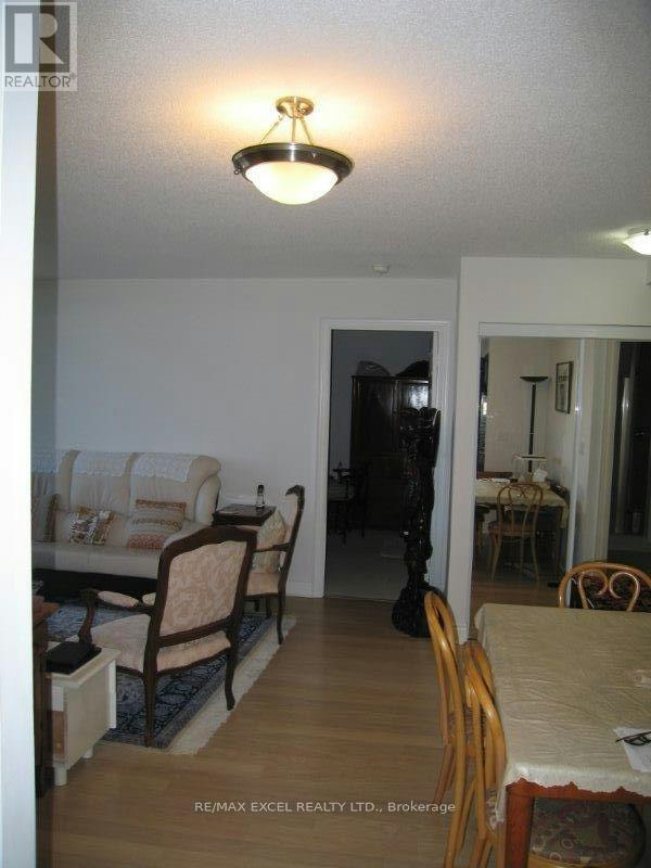 973-23 Cox Boulevard, Markham, ON, L3R 7Z9 - 3