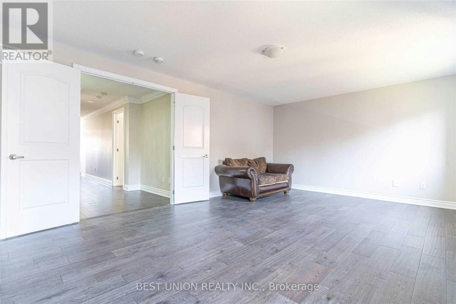 45 Walter English Drive, East Gwillimbury, ON, L9N 0R8 - 33