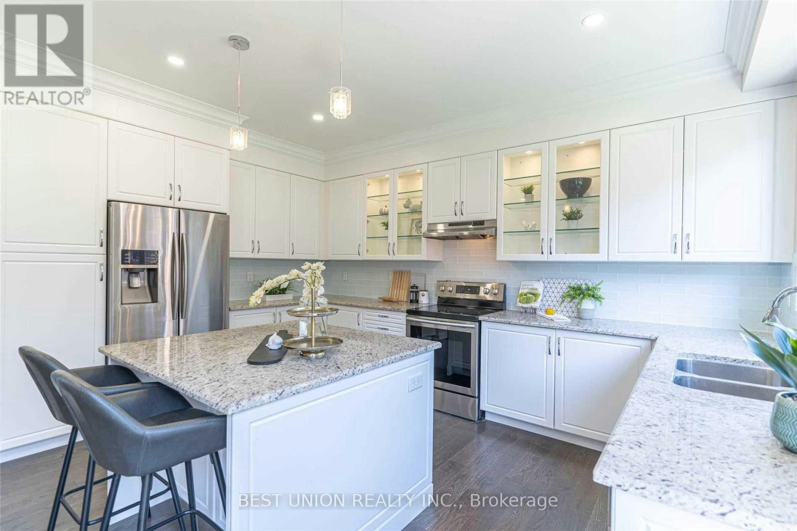 45 Walter English Drive, East Gwillimbury, ON, L9N 0R8 - 14