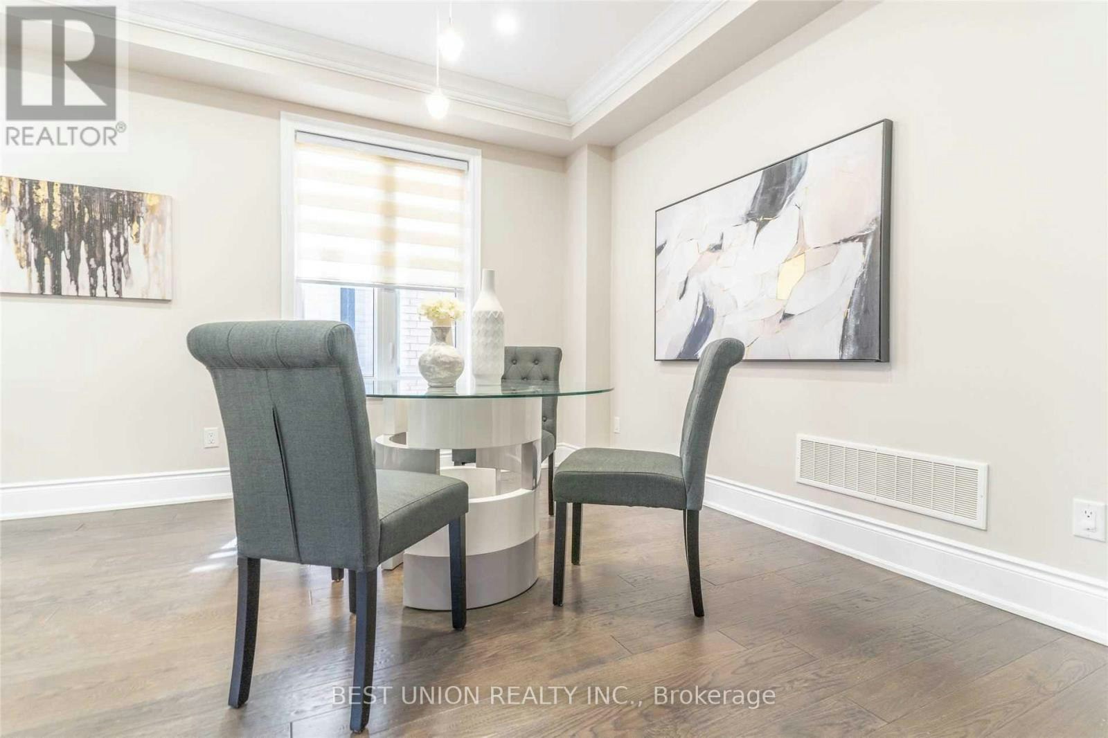 45 Walter English Drive, East Gwillimbury, ON, L9N 0R8 - 13