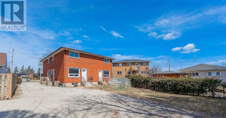 3-133 Pollock Avenue, Cambridge, ON, N1R 2C2 - 4
