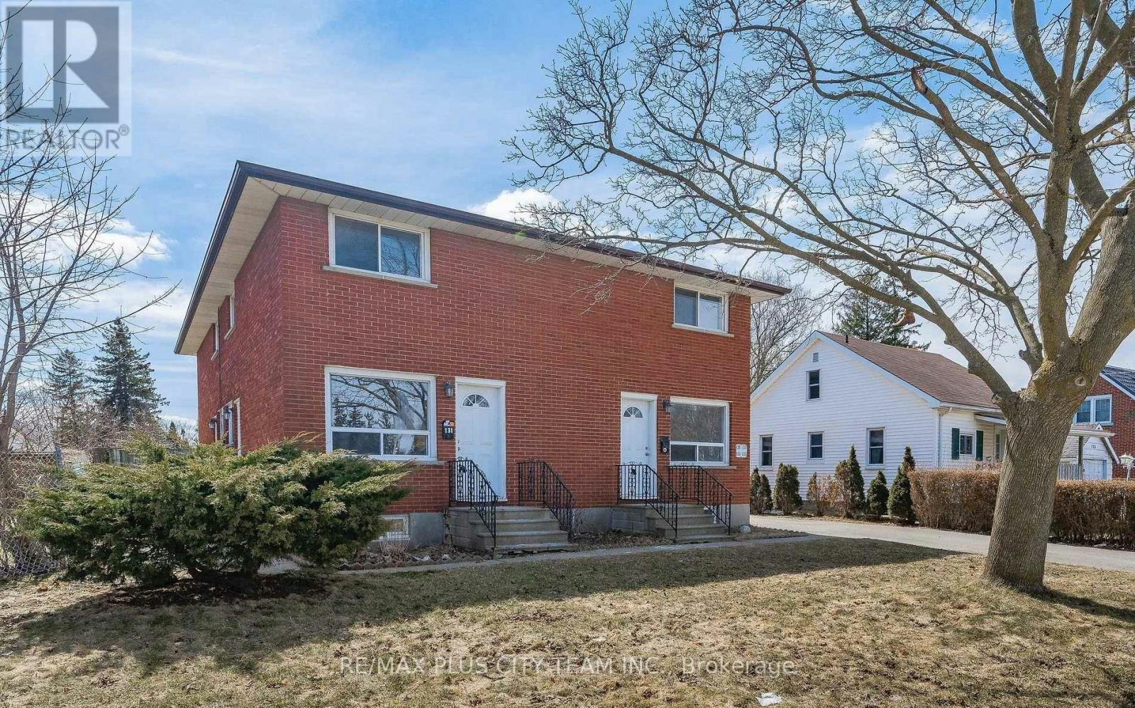 3-133 Pollock Avenue, Cambridge, ON, N1R 2C2 - 2