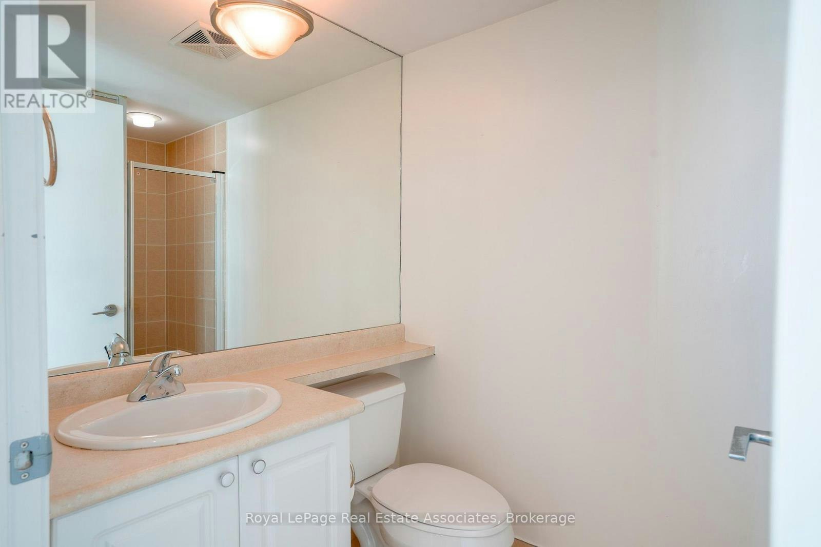 1904-231 Fort York Boulevard, Toronto, ON, M5V 1B2 - 23