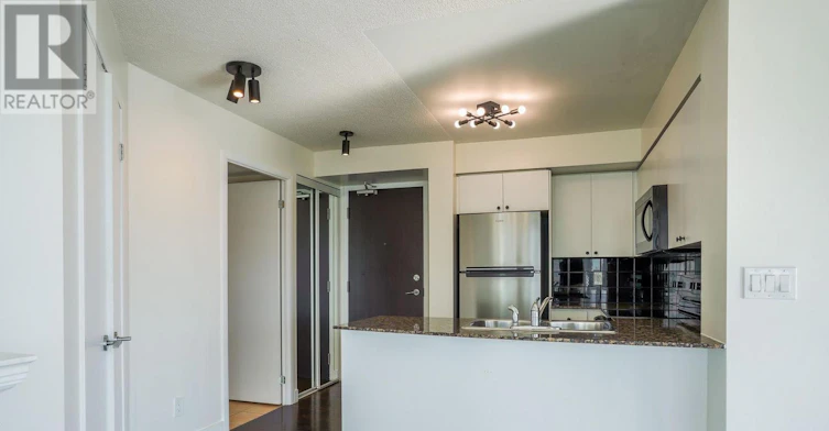 1904-231 Fort York Boulevard, Toronto, ON, M5V 1B2 - 20